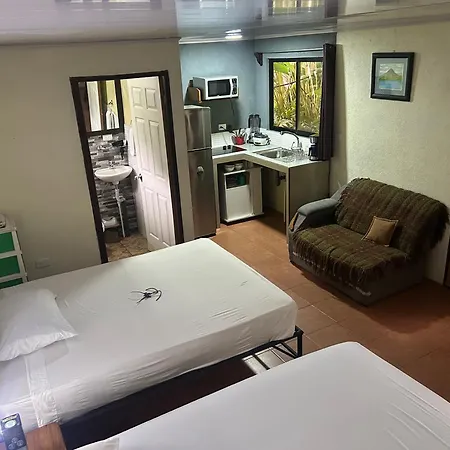 Granja Agua Azul, Wi-Fi,Ac-Wc,Parking,La Fortuna